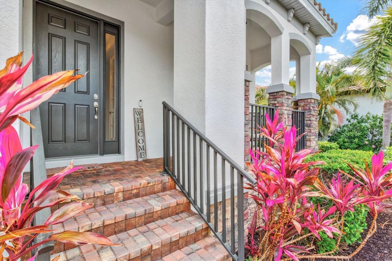 5823 Title Row Drive, Bradenton, FL 34210 Photo