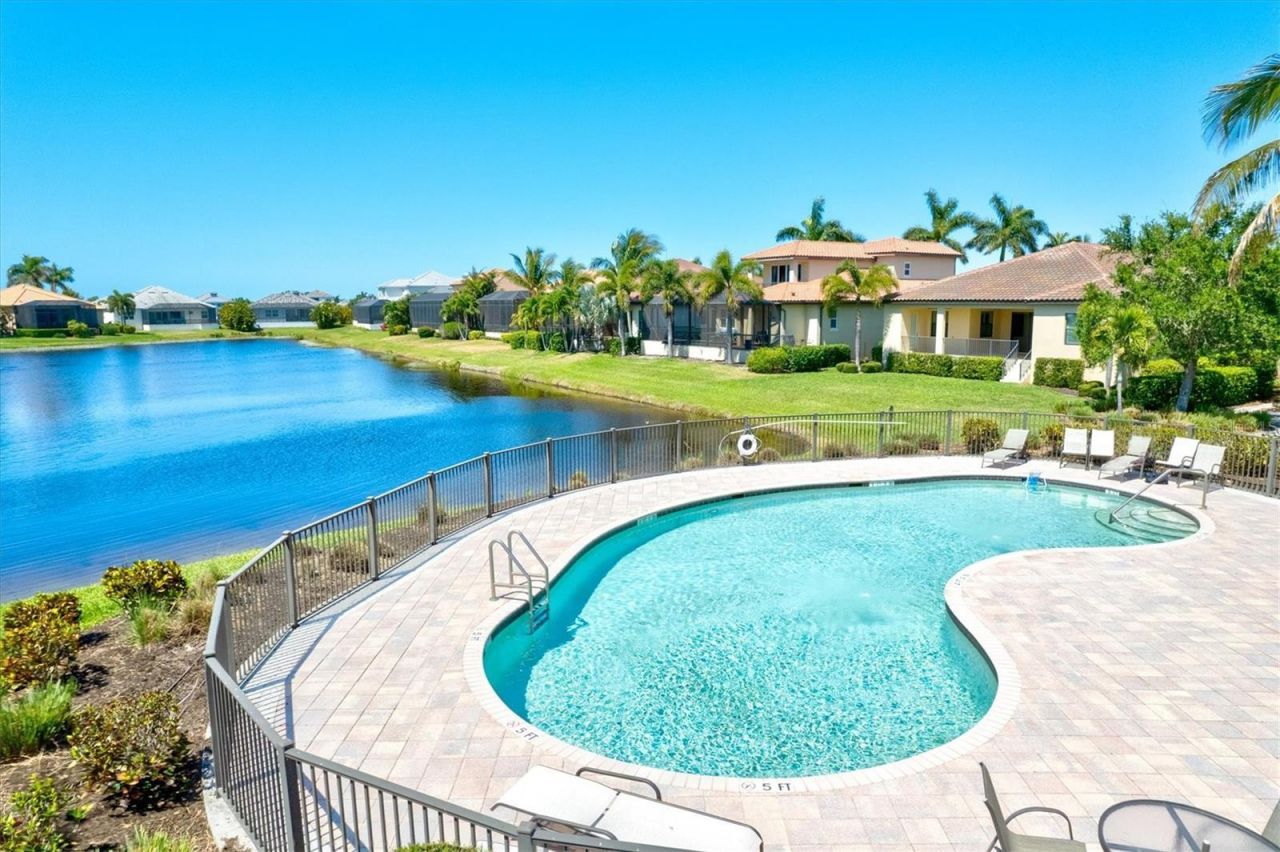 5823 Title Row Drive, Bradenton, FL 34210 Photo