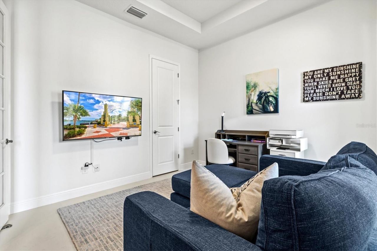 5823 Title Row Drive, Bradenton, FL 34210 Photo