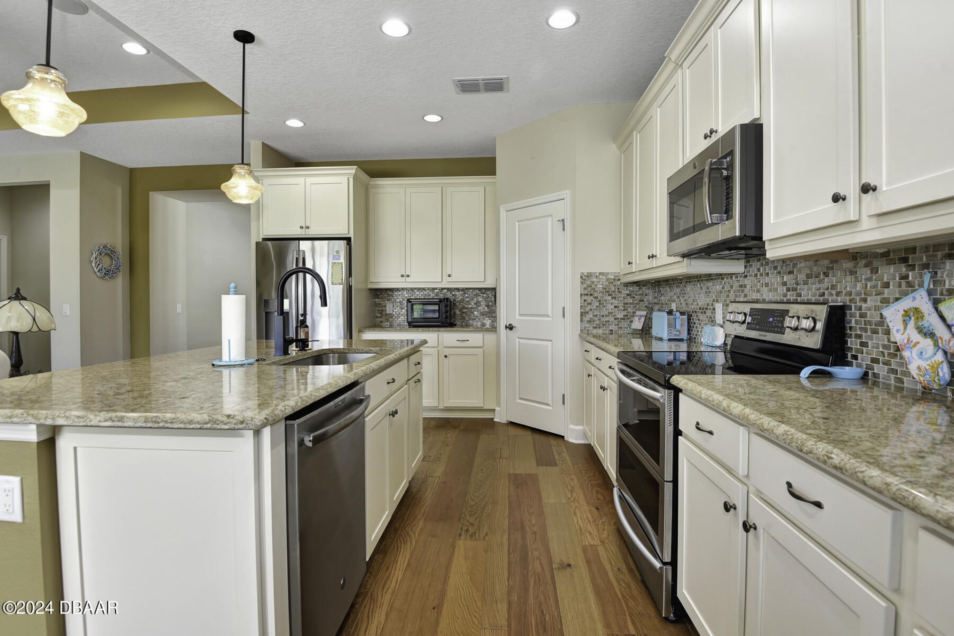 786 Jollymon Way, Daytona Beach, FL 32124 Photo