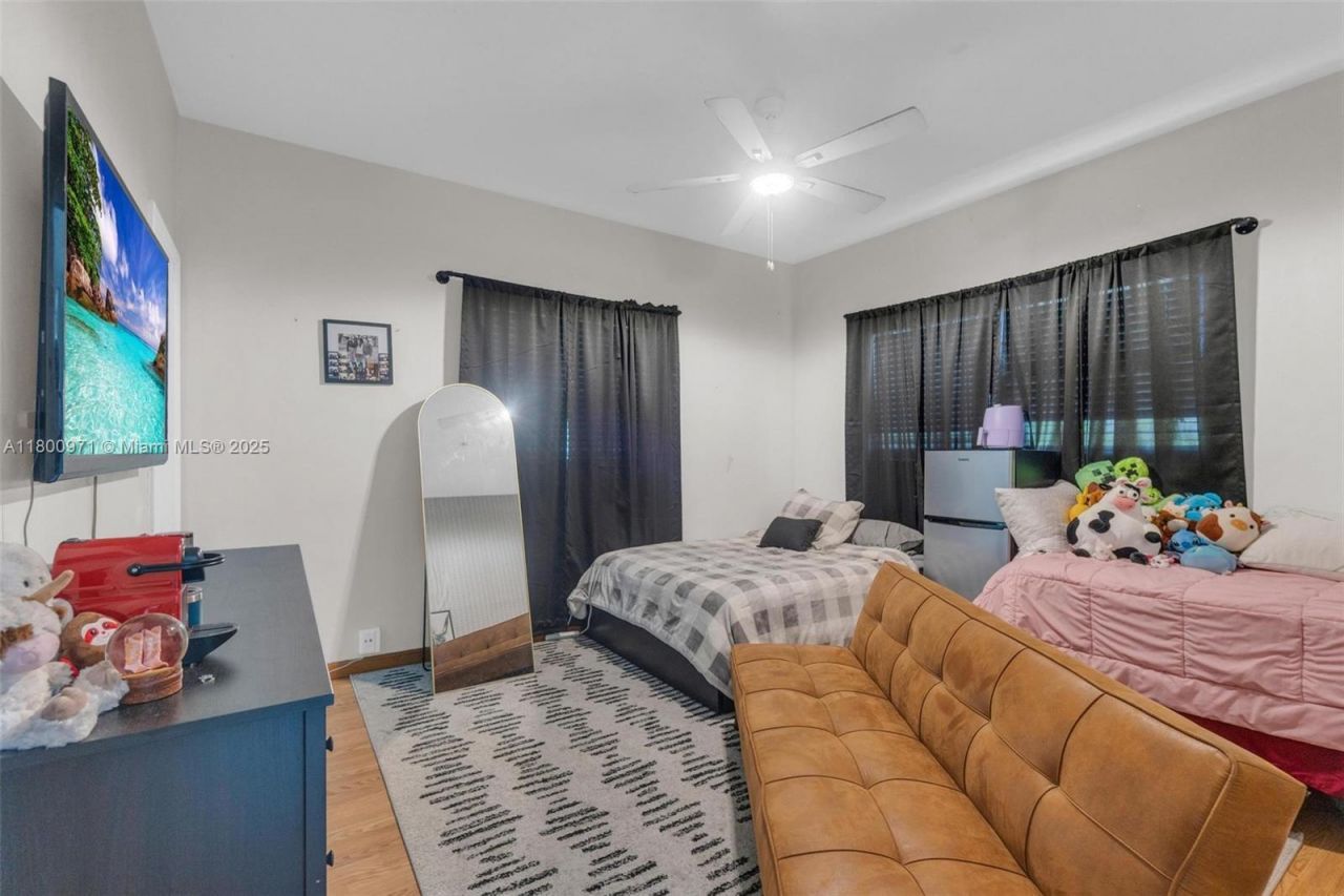 1371 NW 198th St, Miami Gardens, FL 33169 Photo