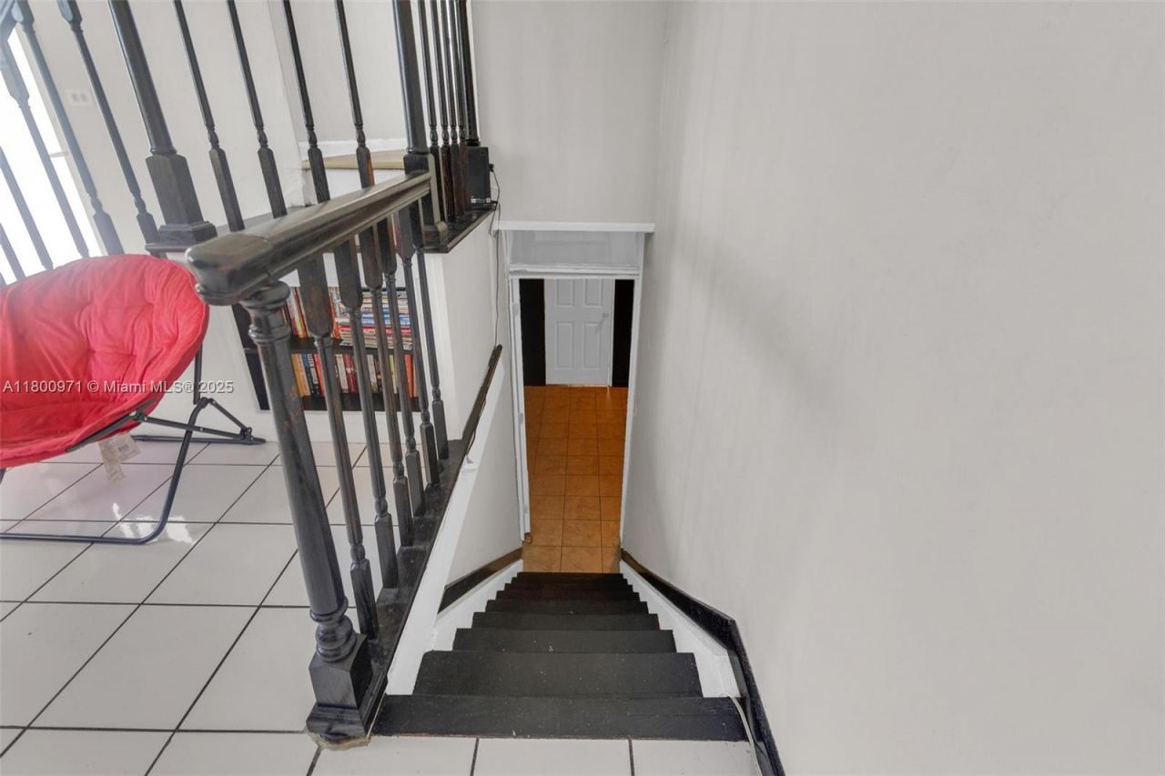 1371 NW 198th St, Miami Gardens, FL 33169 Photo