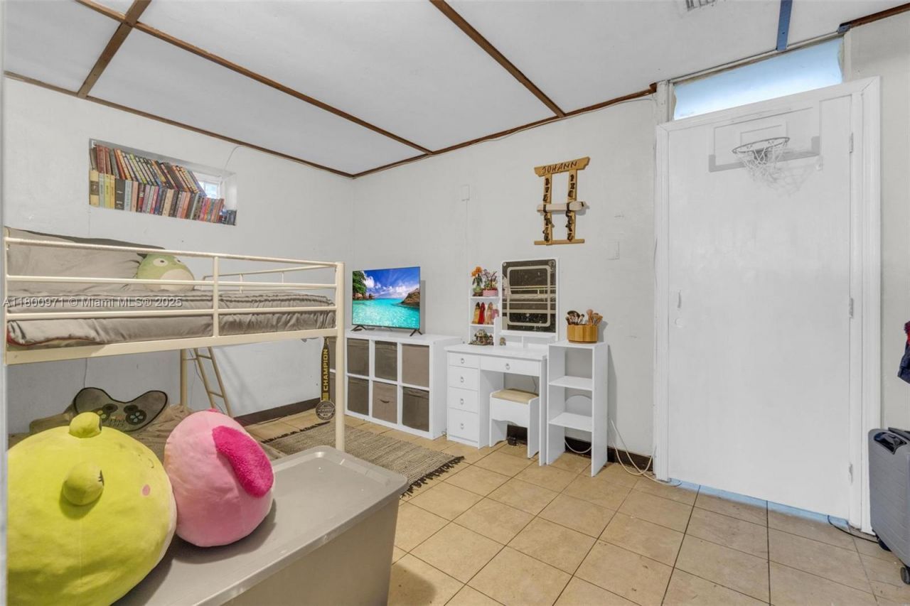 1371 NW 198th St, Miami Gardens, FL 33169 Photo