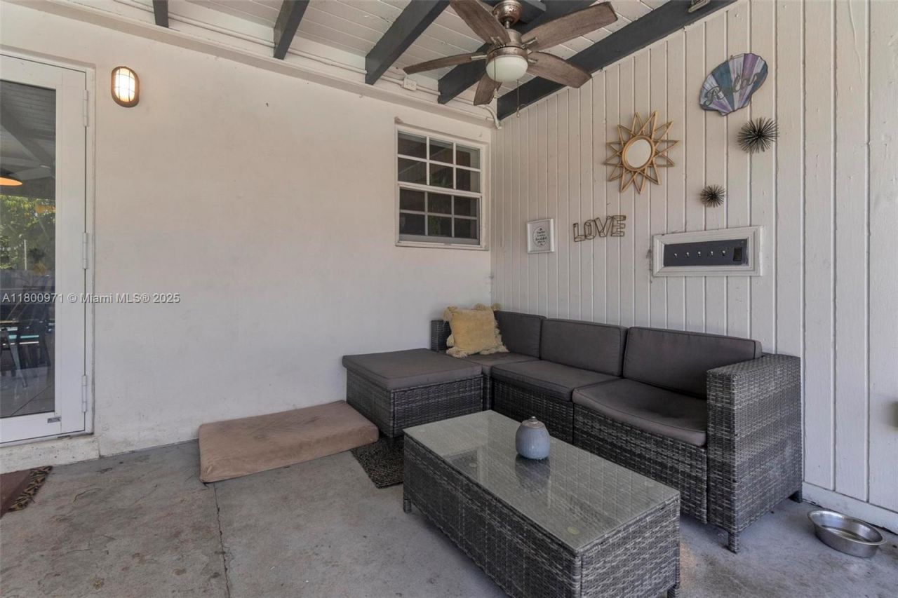 1371 NW 198th St, Miami Gardens, FL 33169 Photo