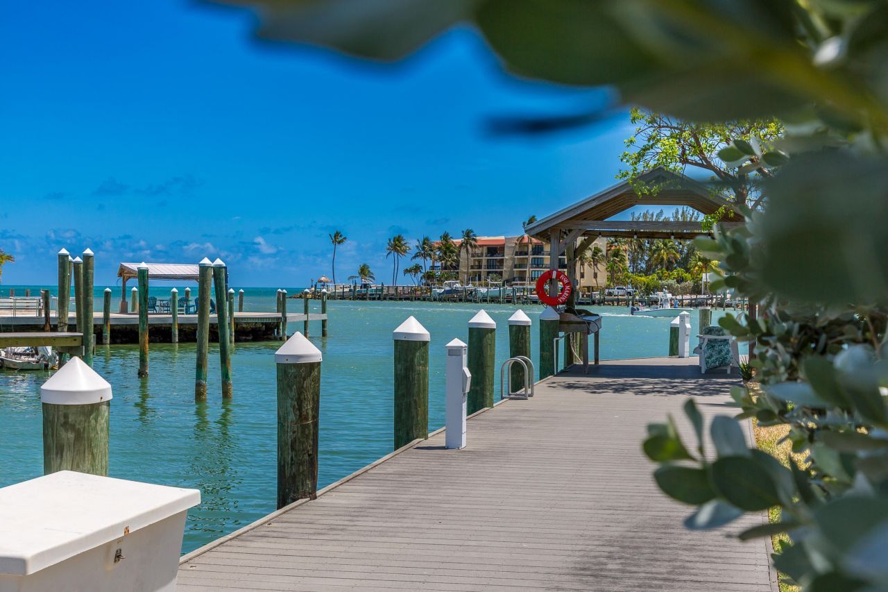 95 Coco Plum Drive, Unit 5D, Marathon, FL 33050 Photo