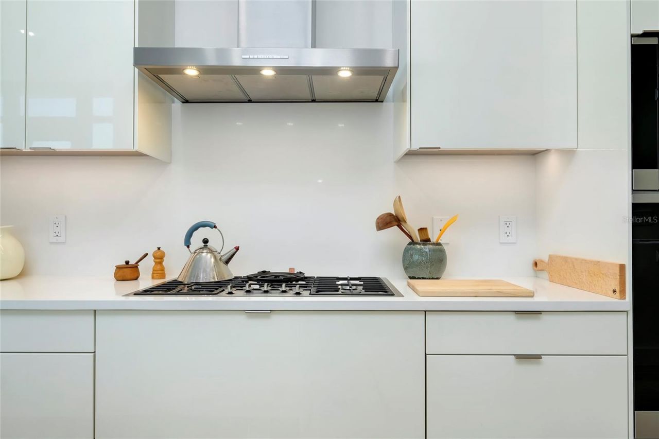 33 S Palm Avenue, Unit 1602, Sarasota, FL 34236 Photo