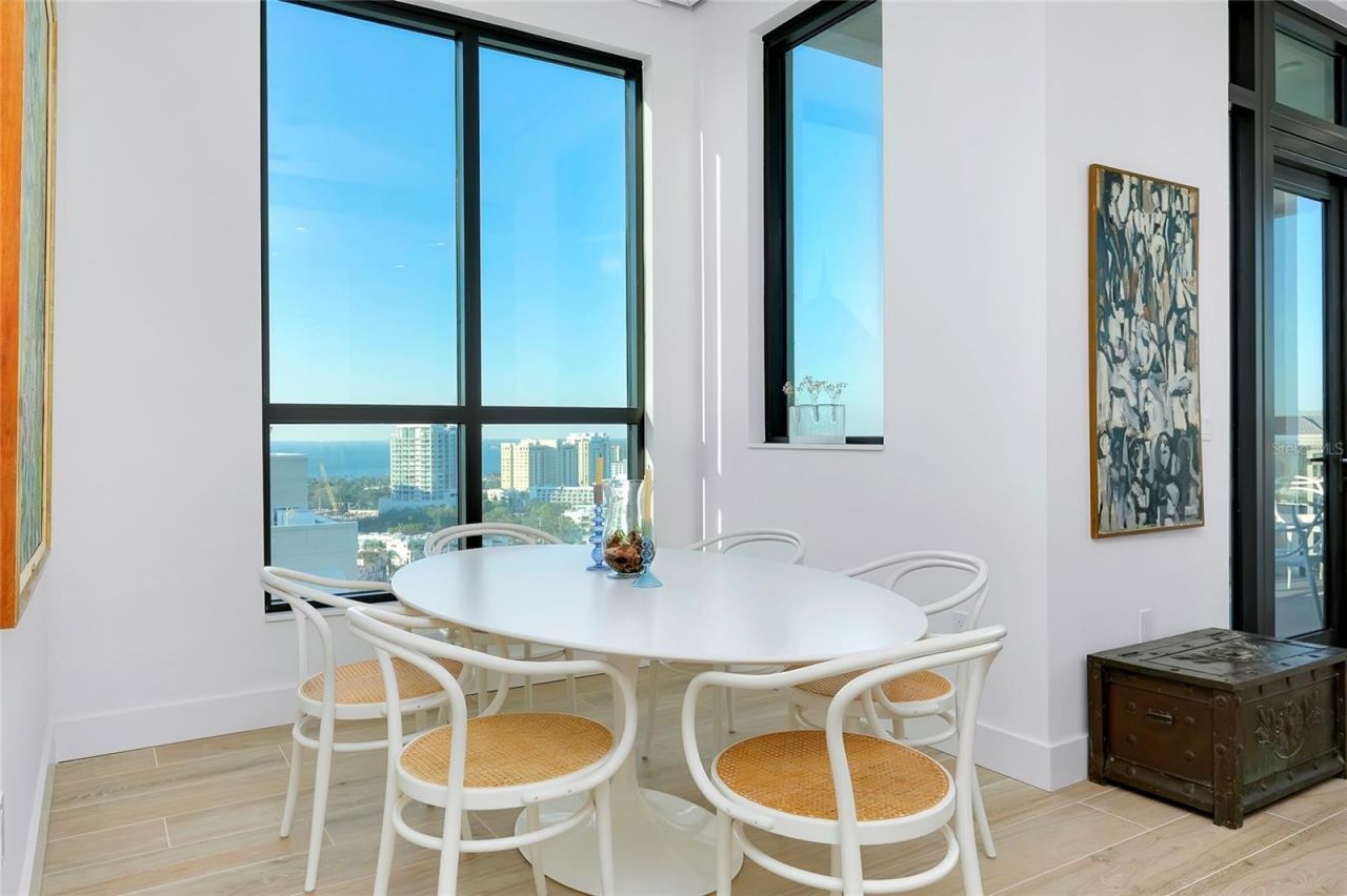 33 S Palm Avenue, Unit 1602, Sarasota, FL 34236 Photo