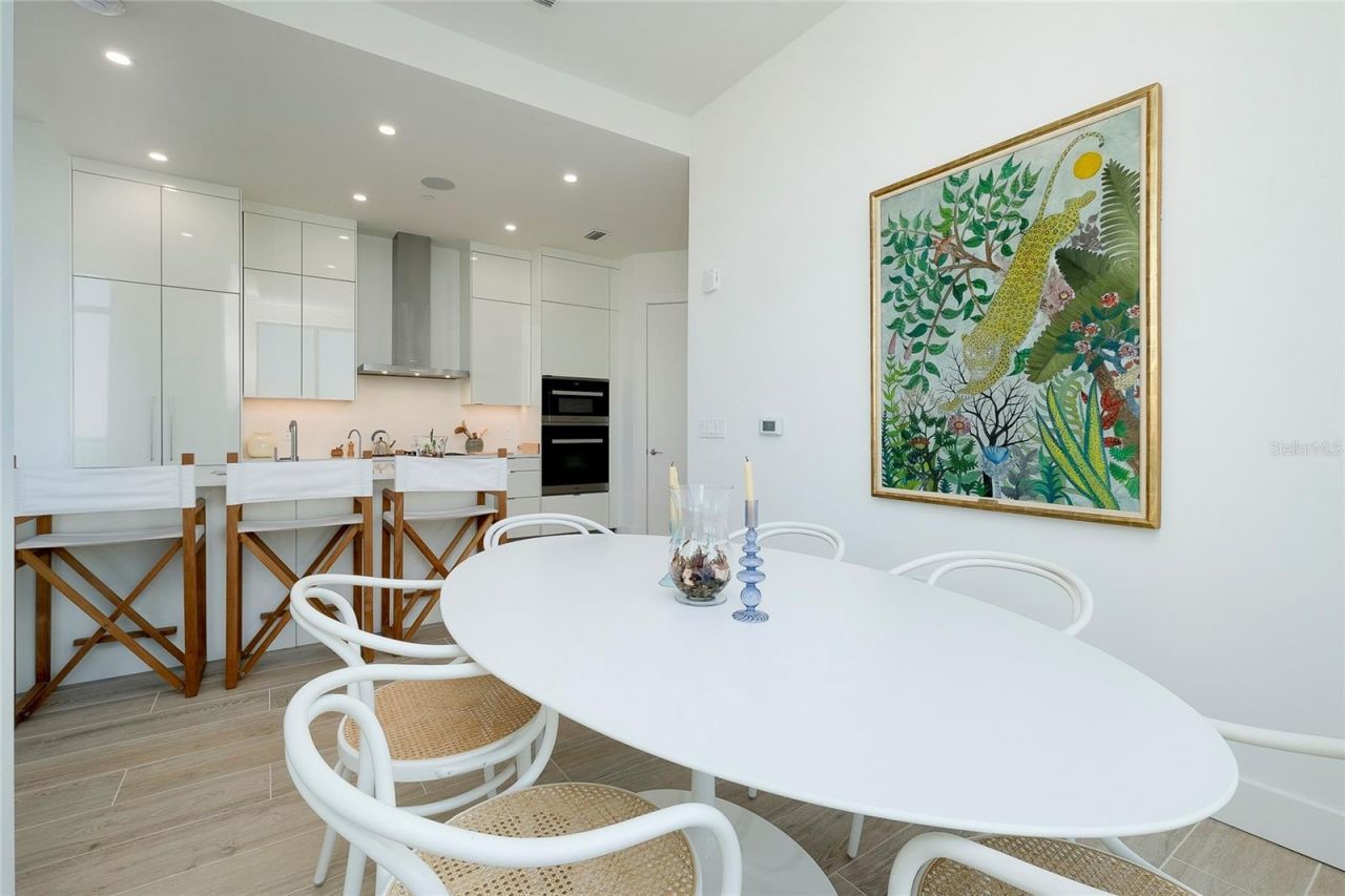 33 S Palm Avenue, Unit 1602, Sarasota, FL 34236 Photo