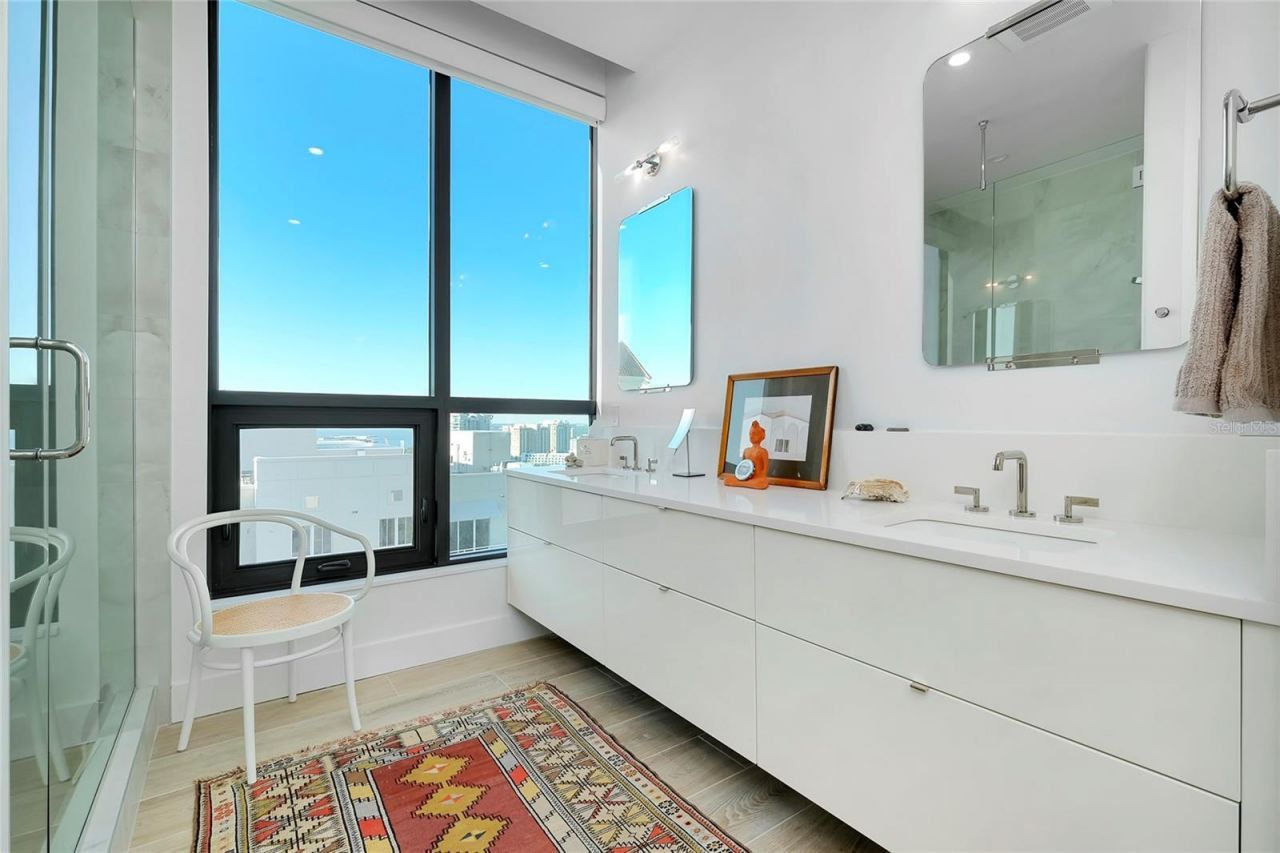 33 S Palm Avenue, Unit 1602, Sarasota, FL 34236 Photo