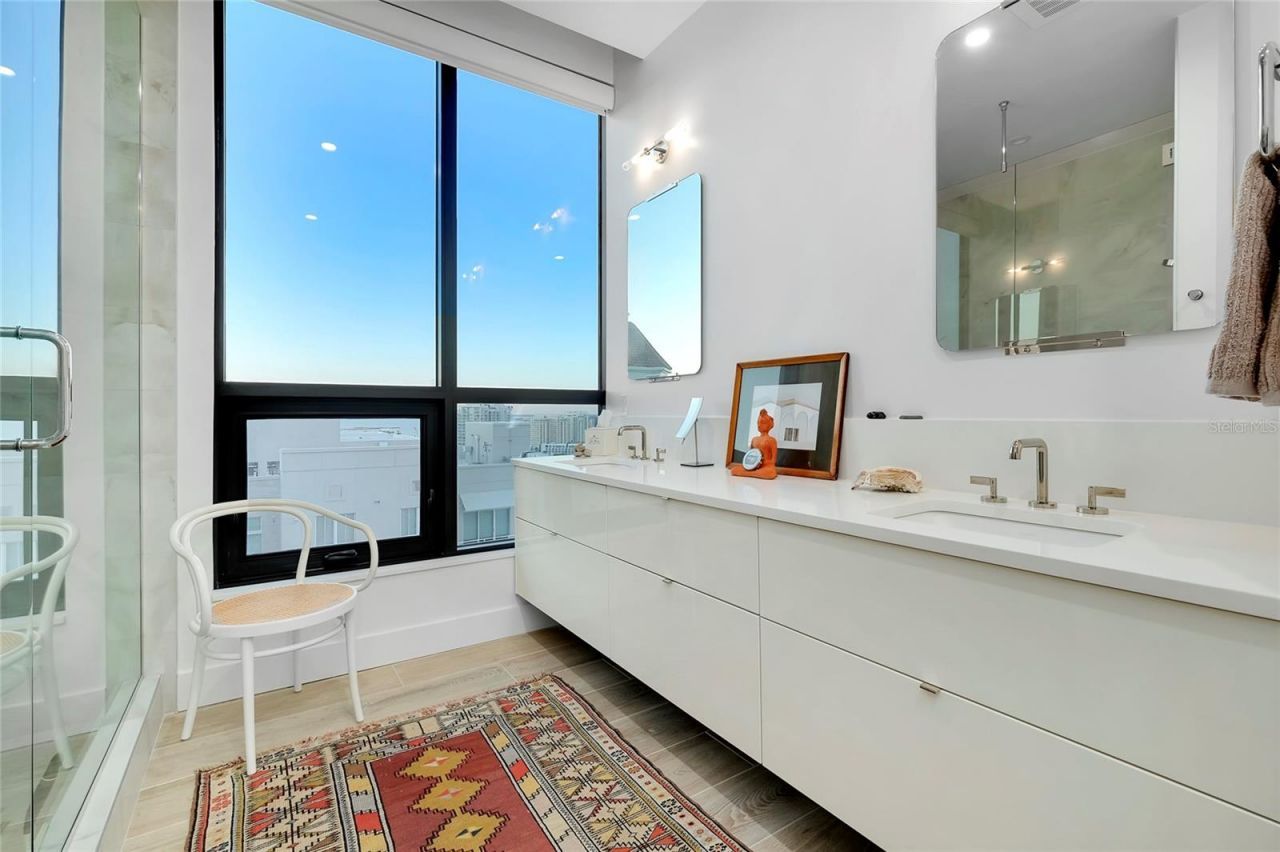 33 S Palm Avenue, Unit 1602, Sarasota, FL 34236 Photo