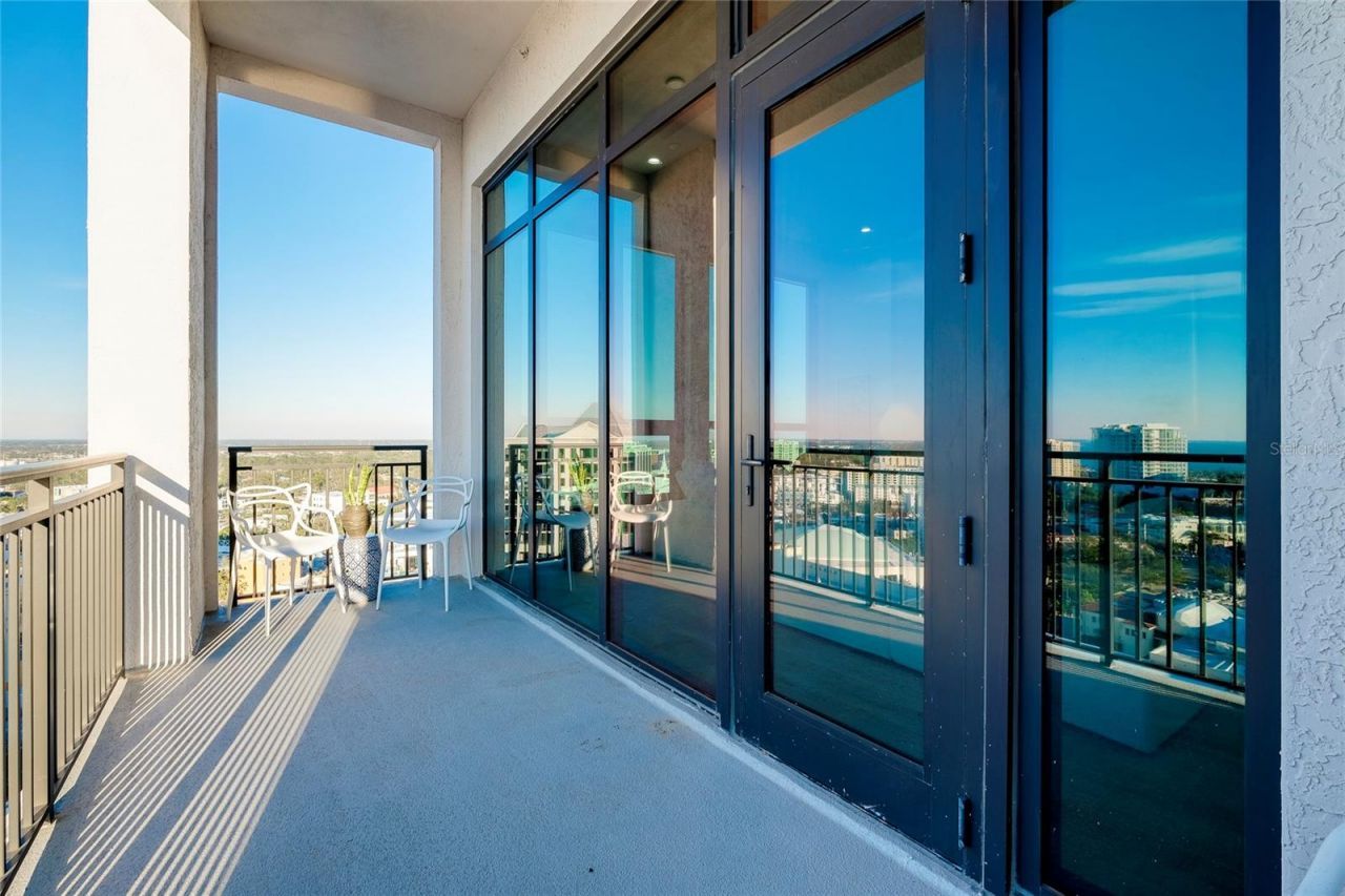 33 S Palm Avenue, Unit 1602, Sarasota, FL 34236 Photo