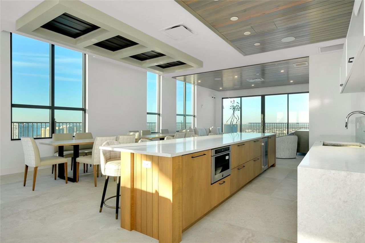 33 S Palm Avenue, Unit 1602, Sarasota, FL 34236 Photo