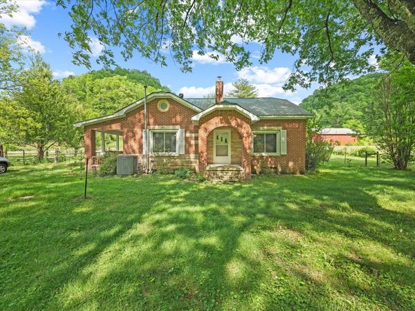 747 Hunting Creek Rd, Whitleyville, TN 38588