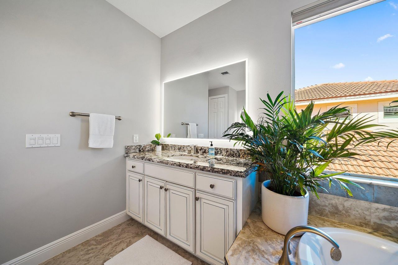 12140 Aviles Circle, Palm Beach Gardens, FL 33418 Photo