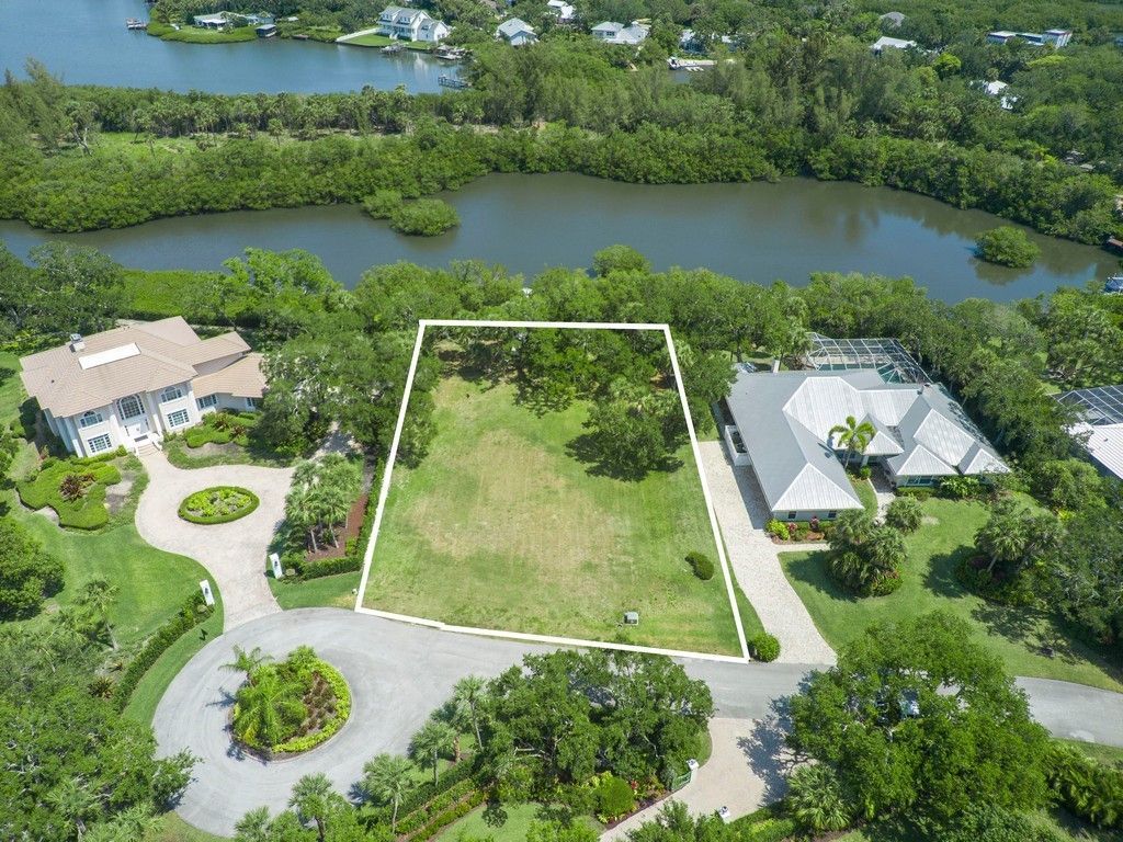 2660 Riverview Court, Vero Beach, FL 32963 Photo