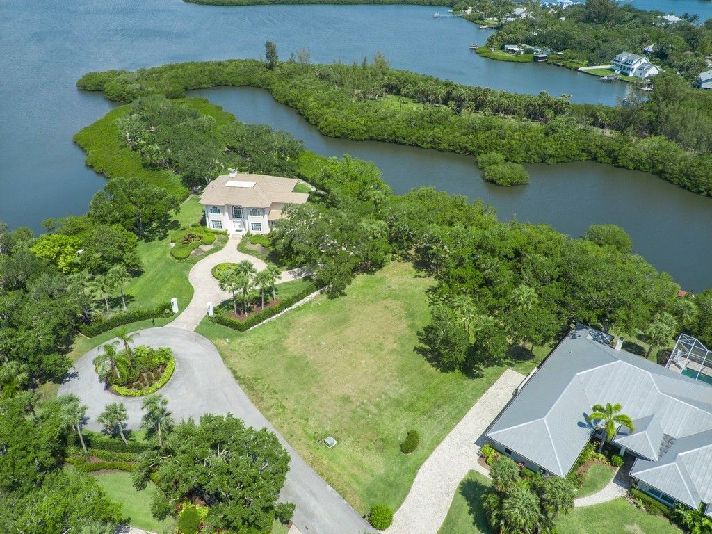 2660 Riverview Court, Vero Beach, FL 32963 Photo