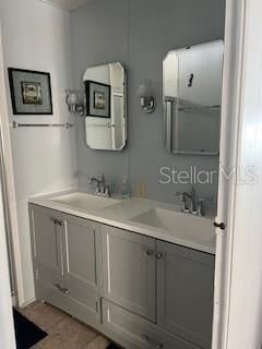 9003 30th Avenue E, Palmetto, FL 34221 Photo