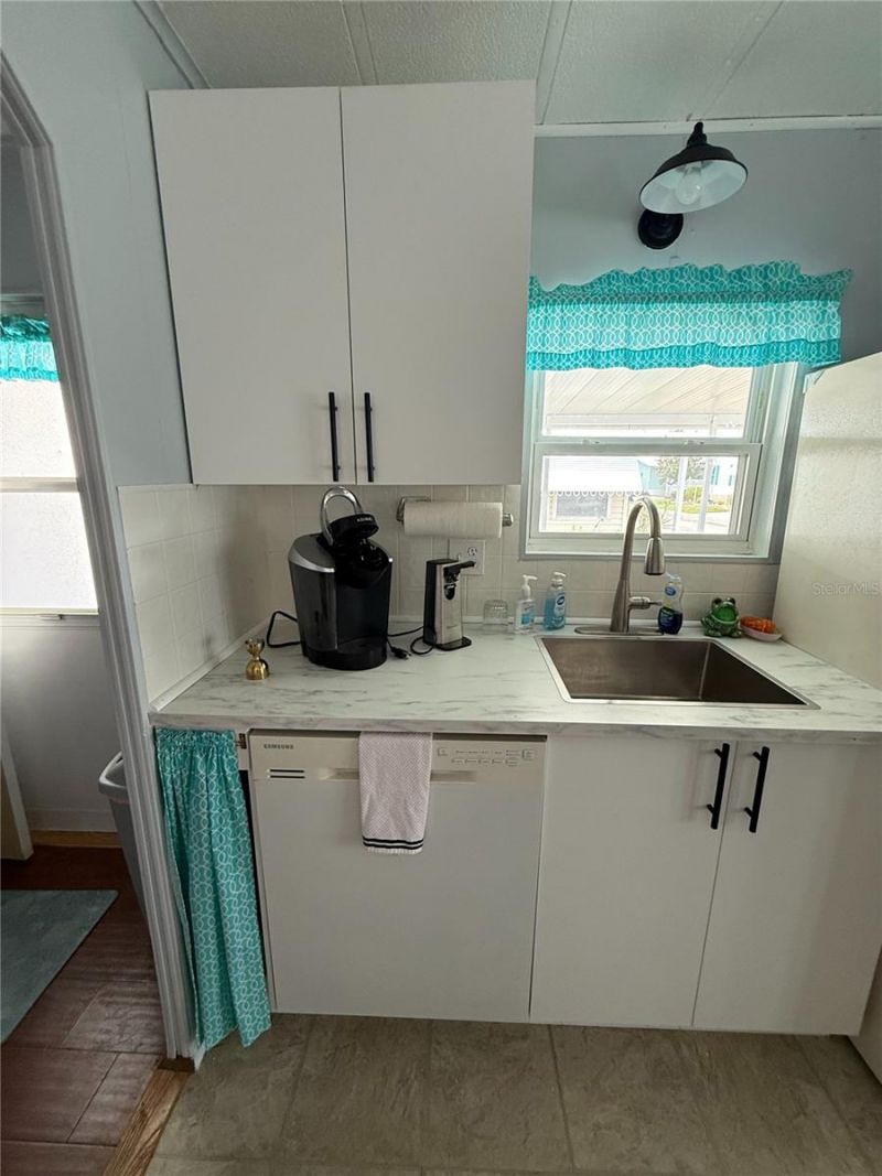 9003 30th Avenue E, Palmetto, FL 34221 Photo