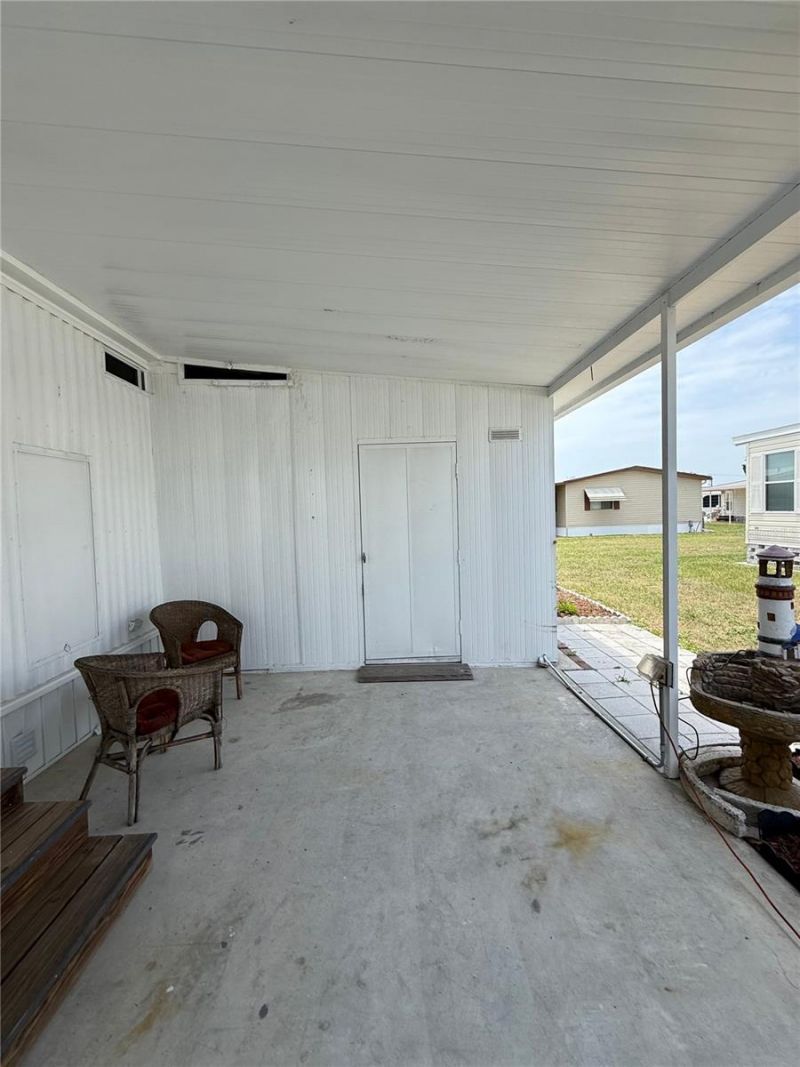 9003 30th Avenue E, Palmetto, FL 34221 Photo