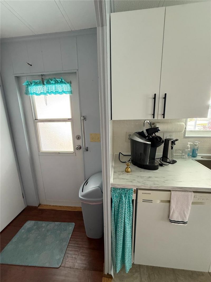 9003 30th Avenue E, Palmetto, FL 34221 Photo