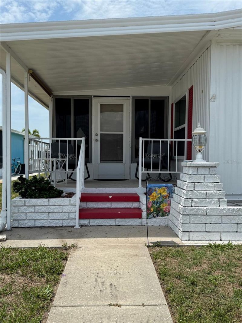 9003 30th Avenue E, Palmetto, FL 34221 Photo