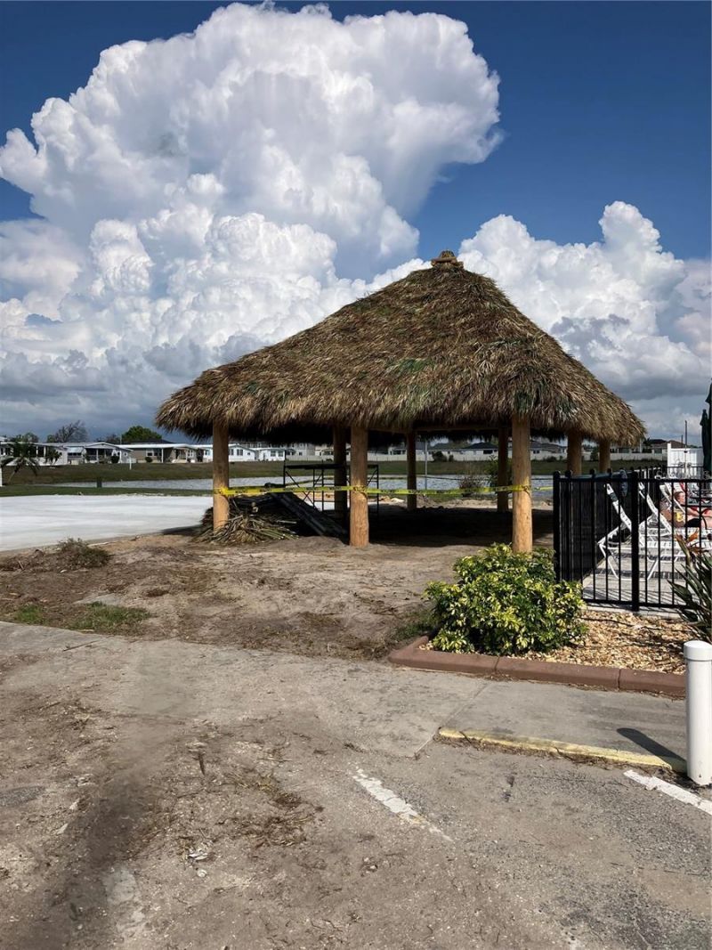 9003 30th Avenue E, Palmetto, FL 34221 Photo