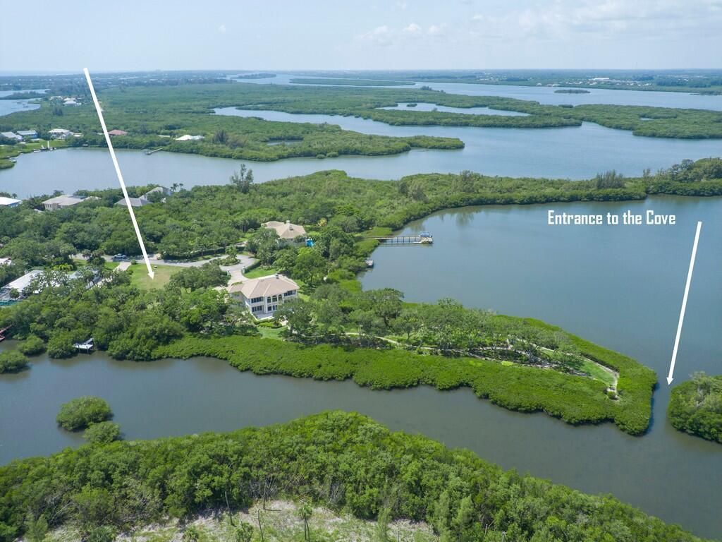2660 Riverview Court, Vero Beach, FL 32963 Photo