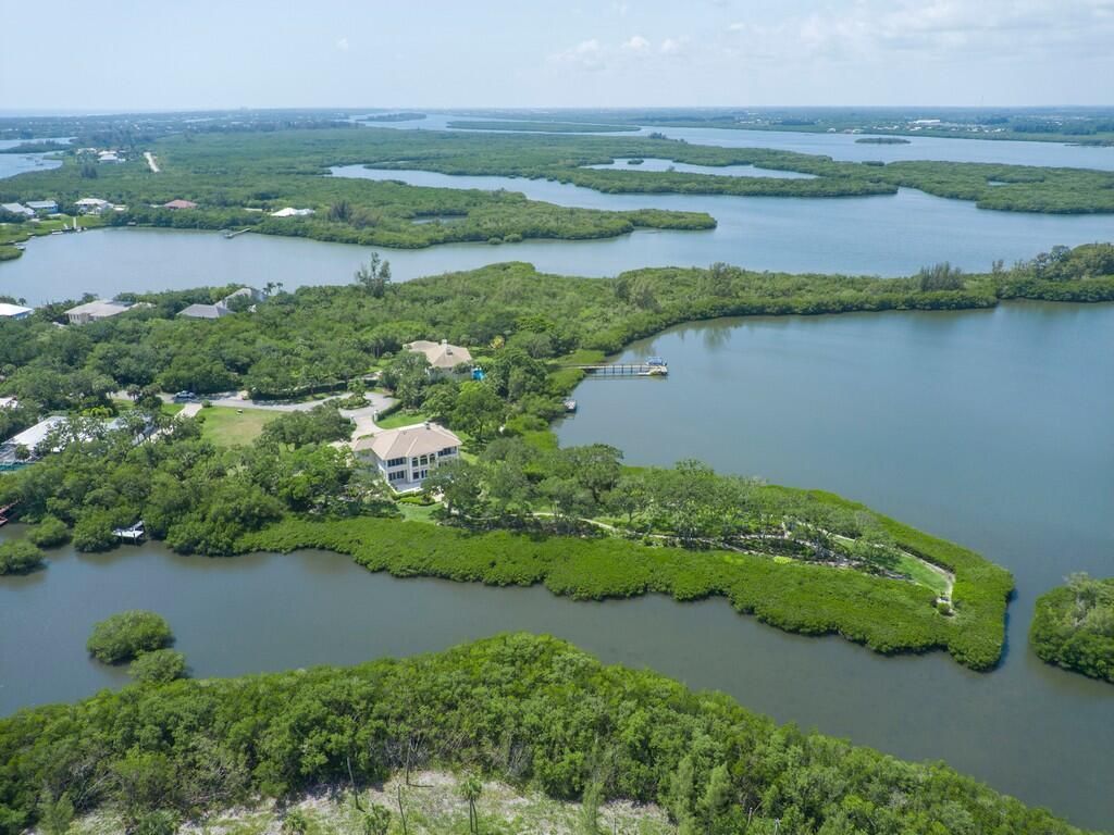 2660 Riverview Court, Vero Beach, FL 32963 Photo