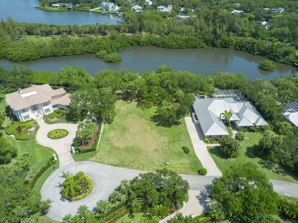 2660 Riverview Court, Vero Beach, FL 32963 Photo