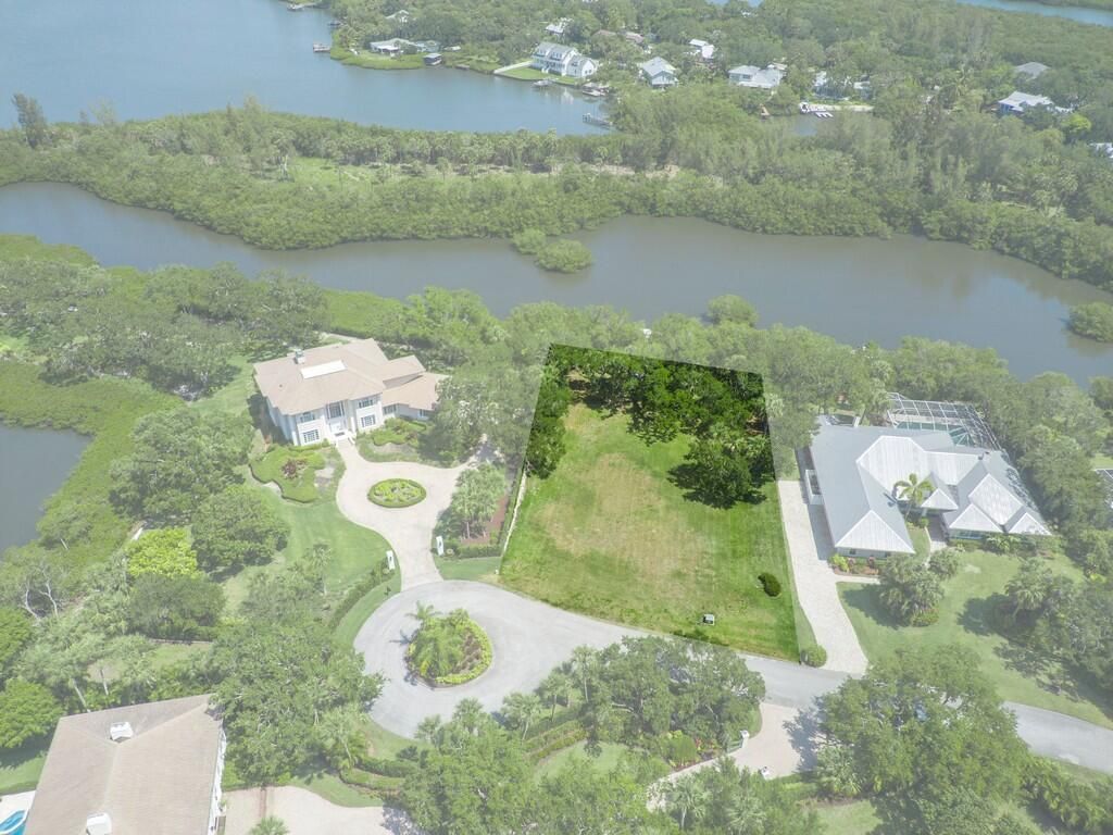 2660 Riverview Court, Vero Beach, FL 32963 Photo