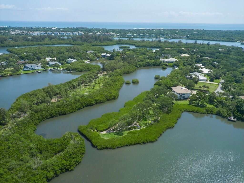 2660 Riverview Court, Vero Beach, FL 32963 Photo