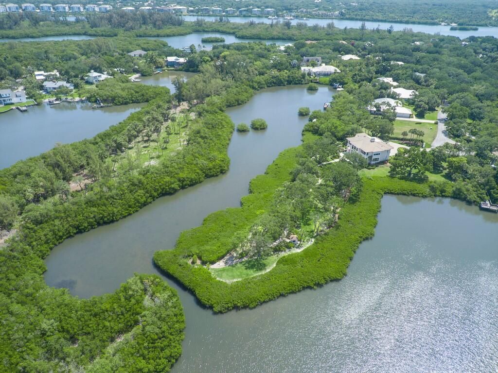 2660 Riverview Court, Vero Beach, FL 32963 Photo