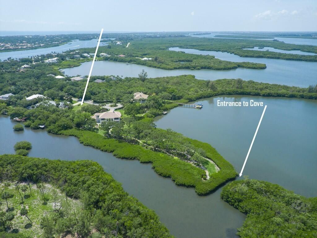 2660 Riverview Court, Vero Beach, FL 32963 Photo