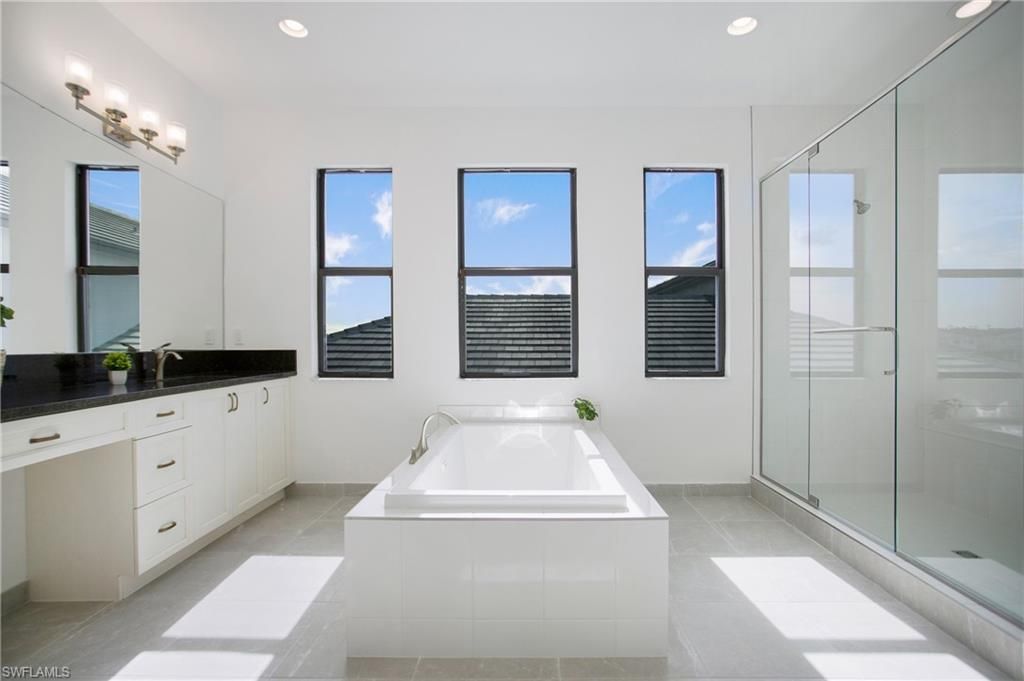 20195 Ainsley St, Estero, FL 33928 Photo