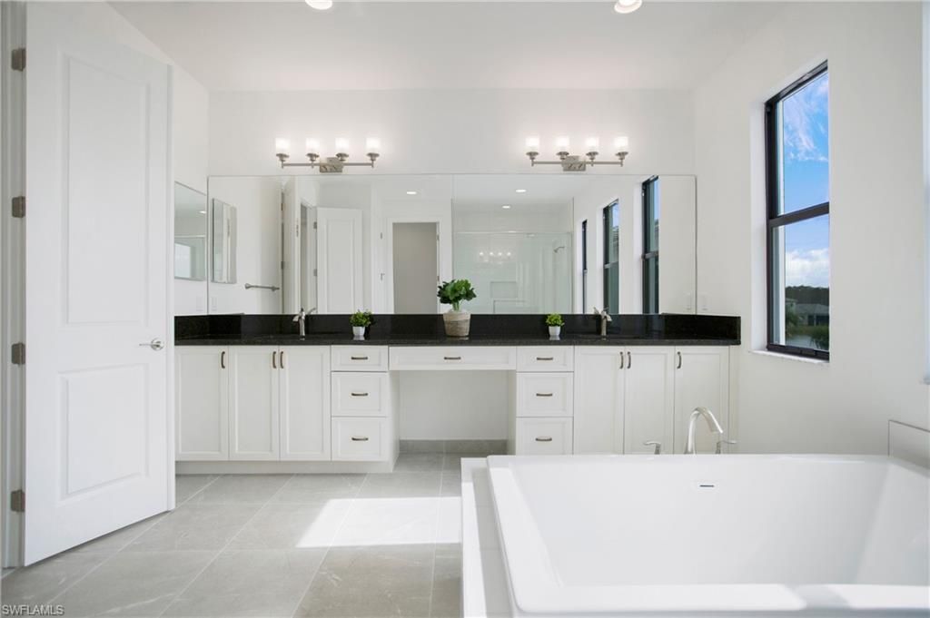 20195 Ainsley St, Estero, FL 33928 Photo