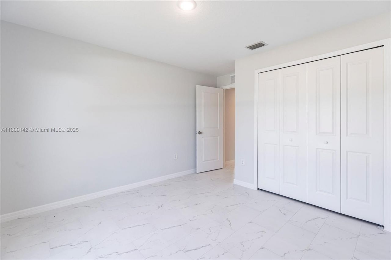 2004 Rosa Ct, Lehigh Acres, FL 33972 Photo