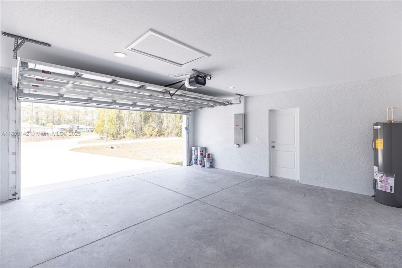 2004 Rosa Ct, Lehigh Acres, FL 33972 Photo