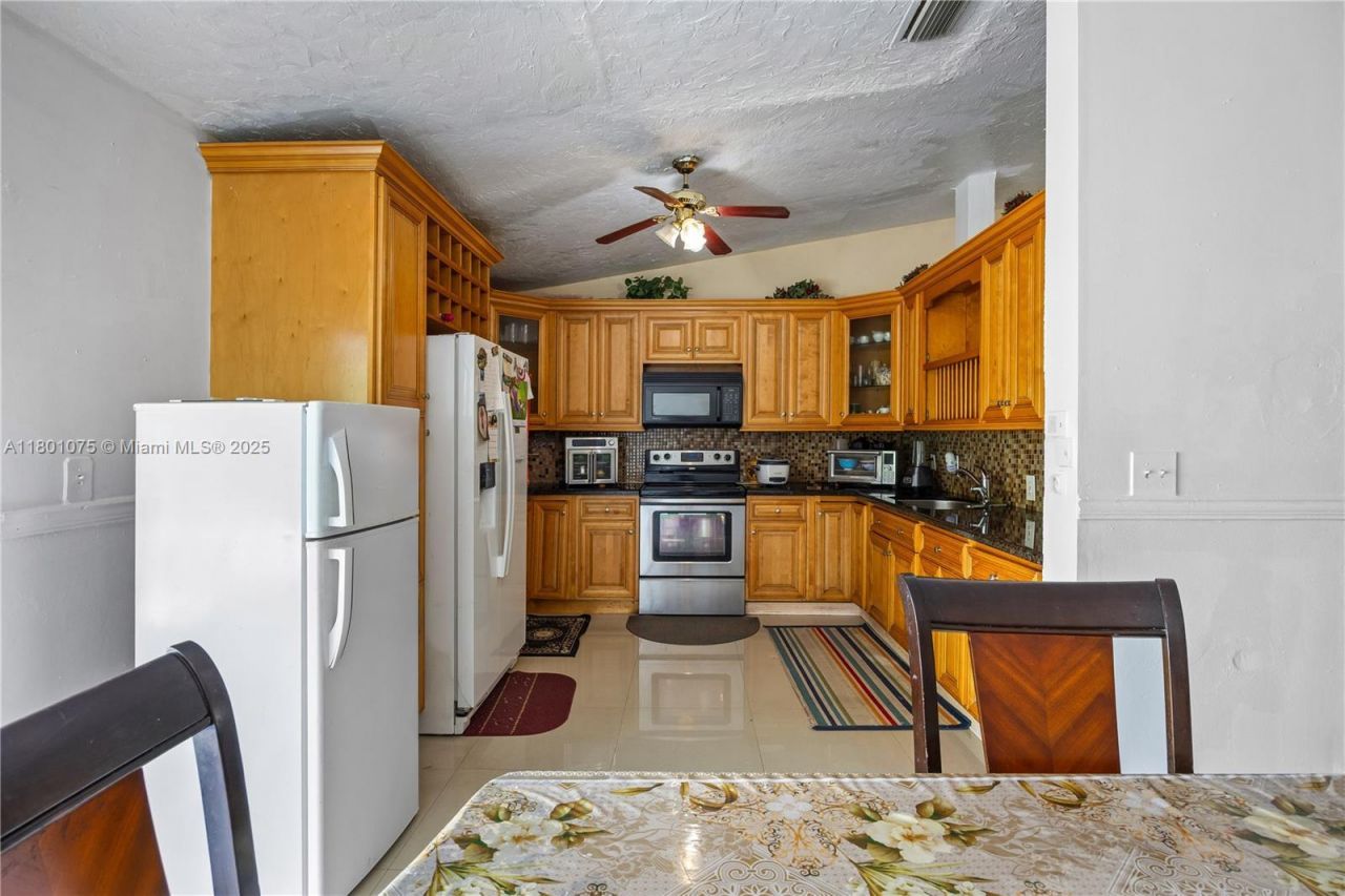 19276 SW 123rd Ave, Miami, FL 33177 Photo