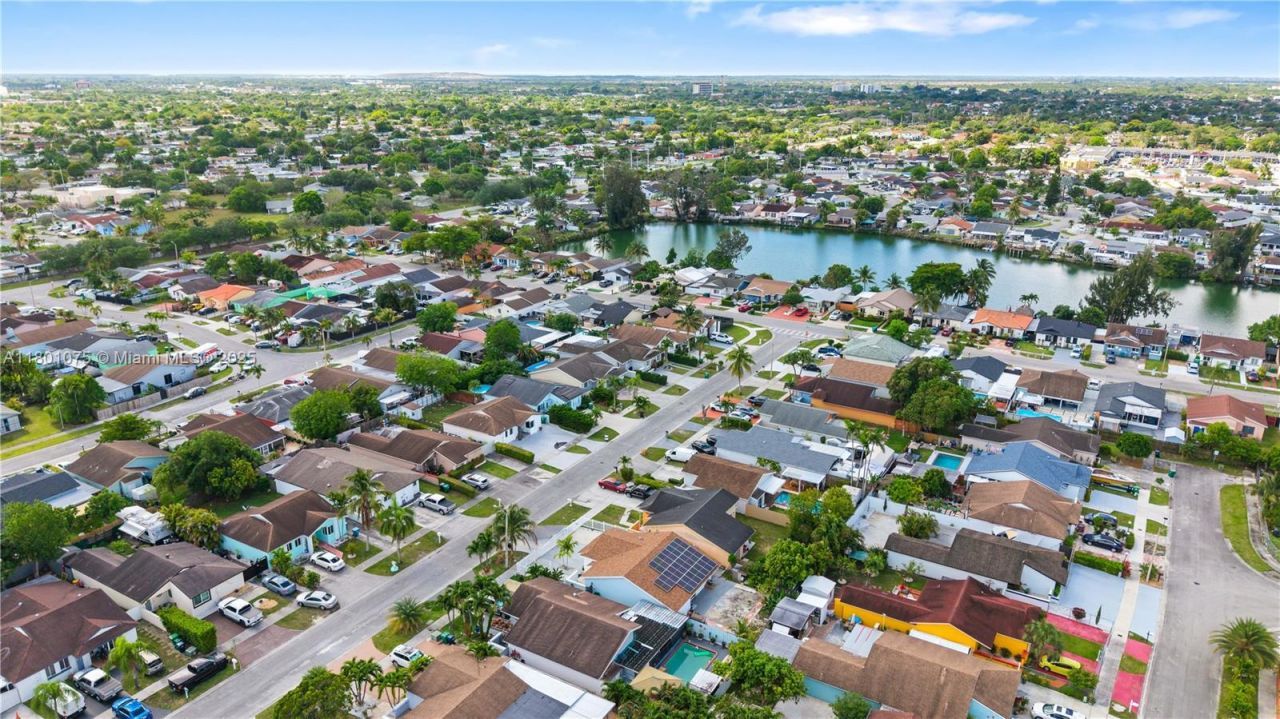 19276 SW 123rd Ave, Miami, FL 33177 Photo