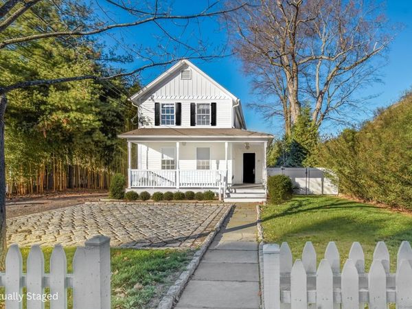 60 East, New Canaan, CT 06840