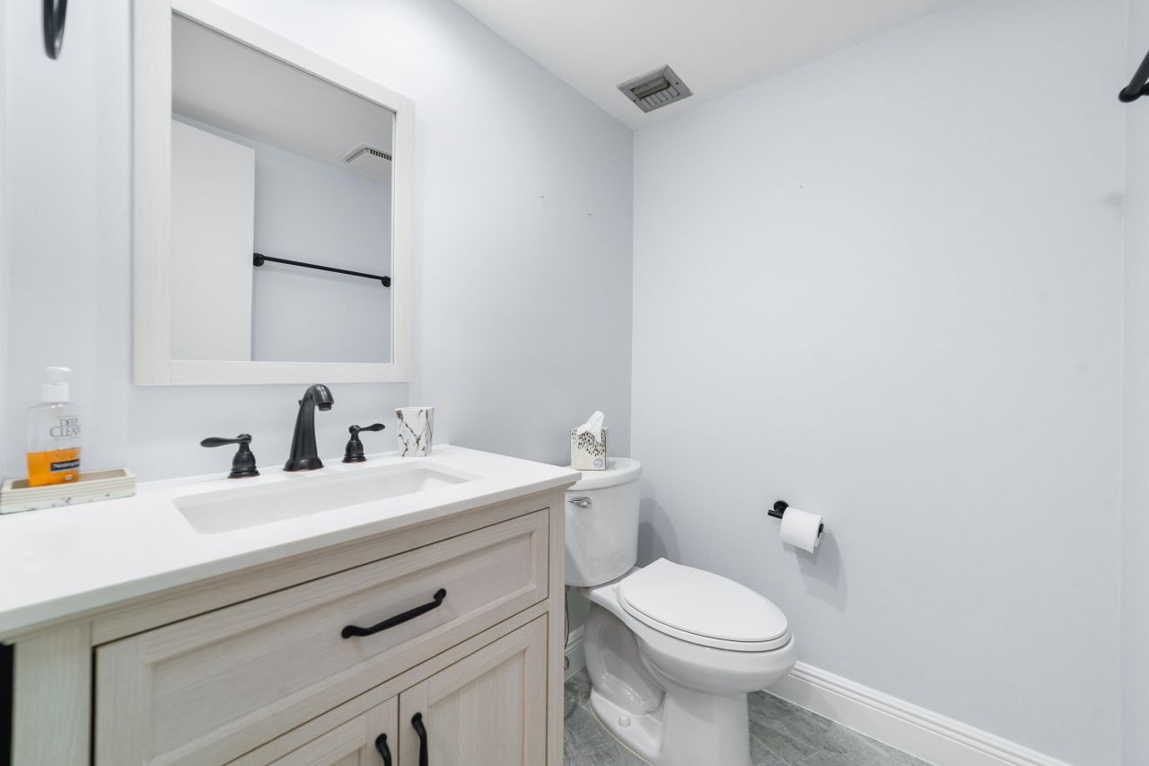 800 Cypress Grove Drive, Unit 211, Pompano Beach, FL 33069 Photo