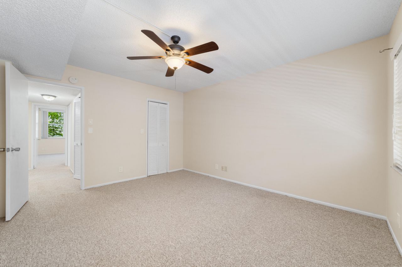 800 Cypress Grove Drive, Unit 211, Pompano Beach, FL 33069 Photo