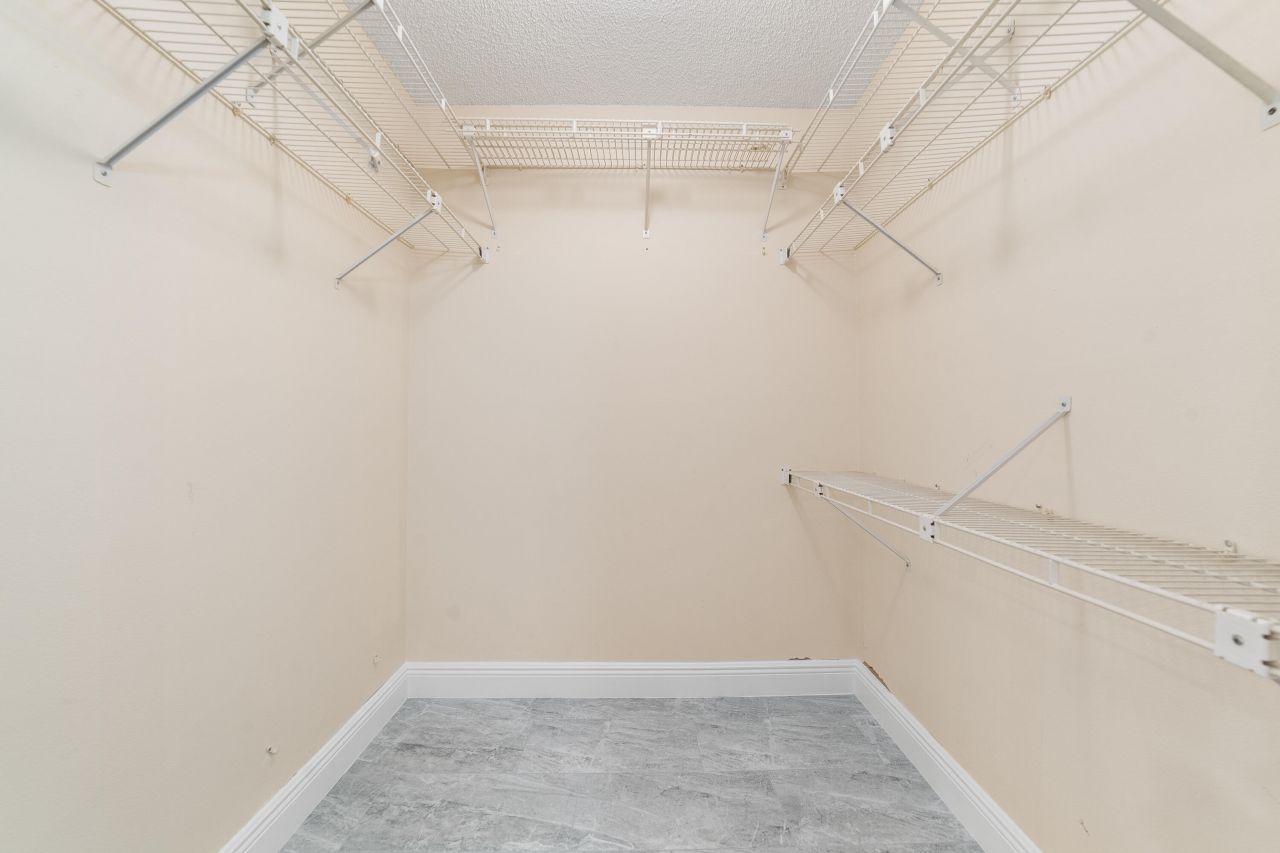 800 Cypress Grove Drive, Unit 211, Pompano Beach, FL 33069 Photo