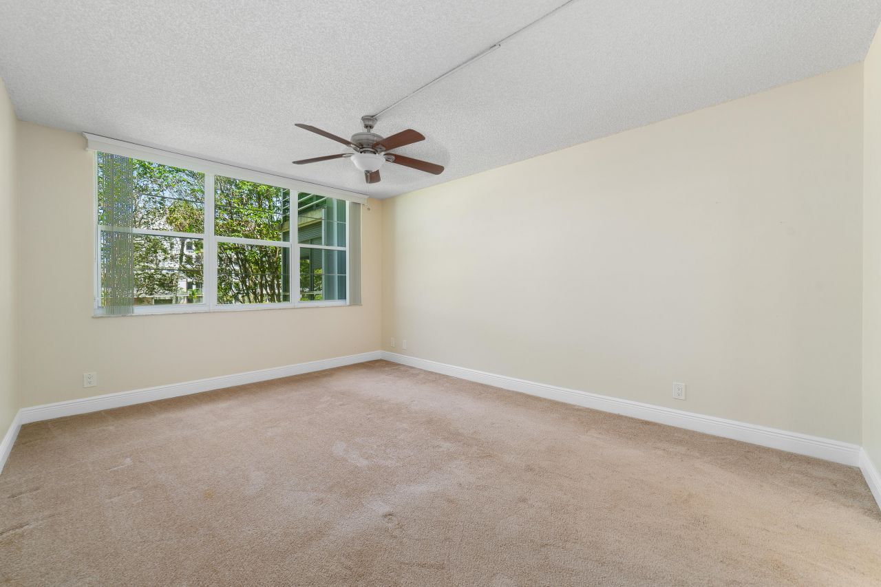 800 Cypress Grove Drive, Unit 211, Pompano Beach, FL 33069 Photo