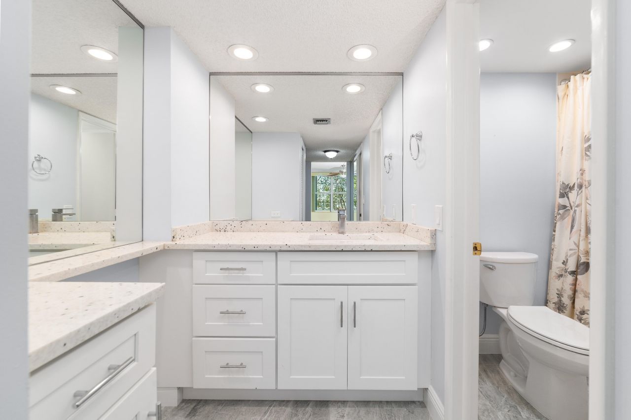 800 Cypress Grove Drive, Unit 211, Pompano Beach, FL 33069 Photo