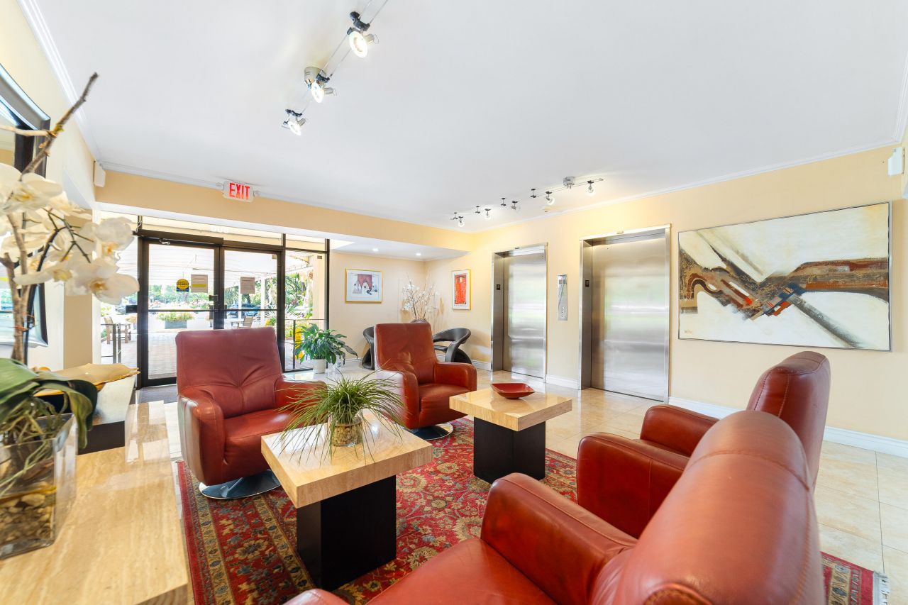 800 Cypress Grove Drive, Unit 211, Pompano Beach, FL 33069 Photo