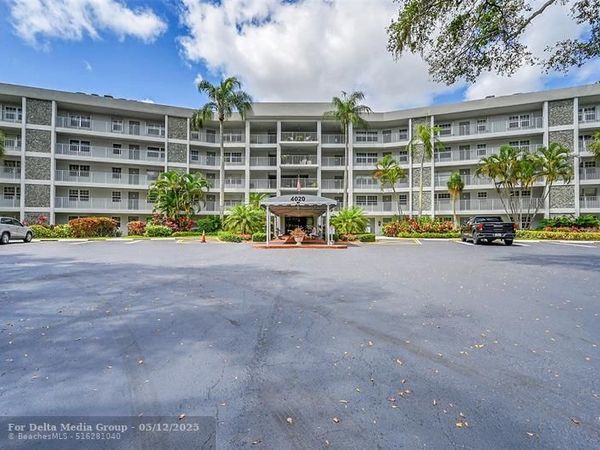 4020 W Palm Aire Dr, Unit 503, Pompano Beach, FL 33069