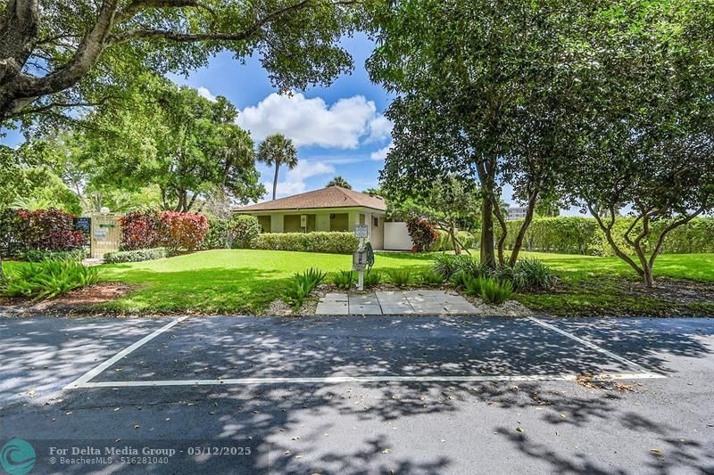 4020 W Palm Aire Drive, Unit 503, Pompano Beach, FL 33069 Photo