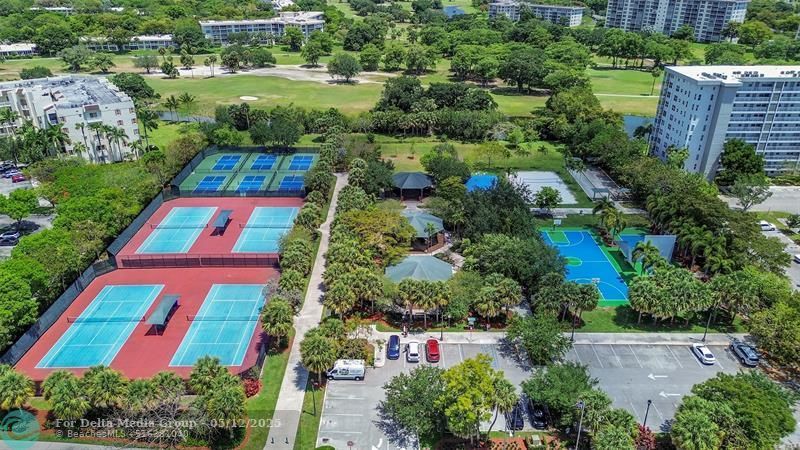 4020 W Palm Aire Drive, Unit 503, Pompano Beach, FL 33069 Photo