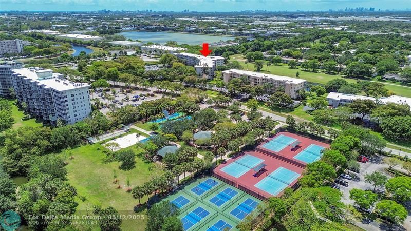 4020 W Palm Aire Drive, Unit 503, Pompano Beach, FL 33069 Photo